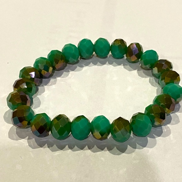 8-Piece Bundle Briolette Bead Stretch Bracelet - Picture 16 of 16